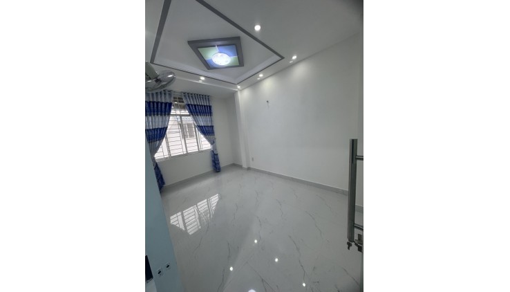 MẶT TIỀN ĐƯỜNG LIÊN KHU 2-10, 108M2 - NGANG KHỦNG 8.5M, 3 TẦNG, NGAY CHỢ GÒ XOÀI GIÁ 6.X TỶ